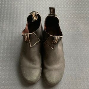 Blundstones size 9 mens black